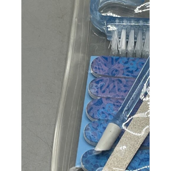 manicure set blue file brush new in damaged package - Picture 3 of 4